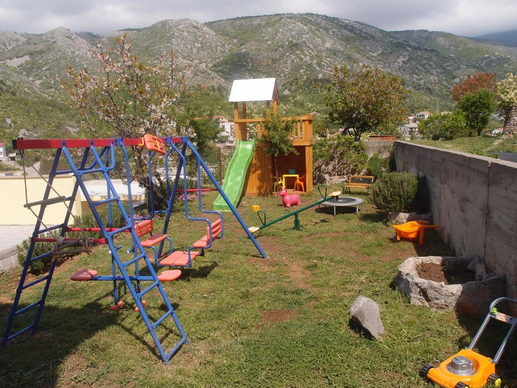 Apartments Zora Senj  Luaran gambar