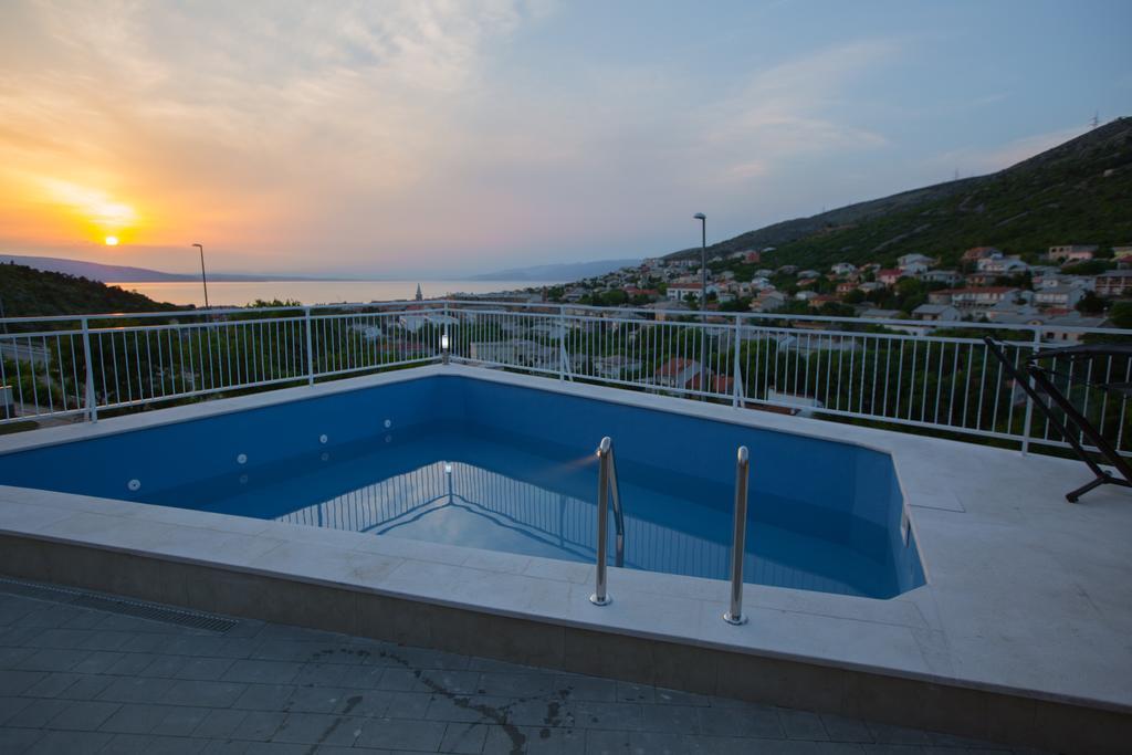 Apartments Zora Senj  Luaran gambar