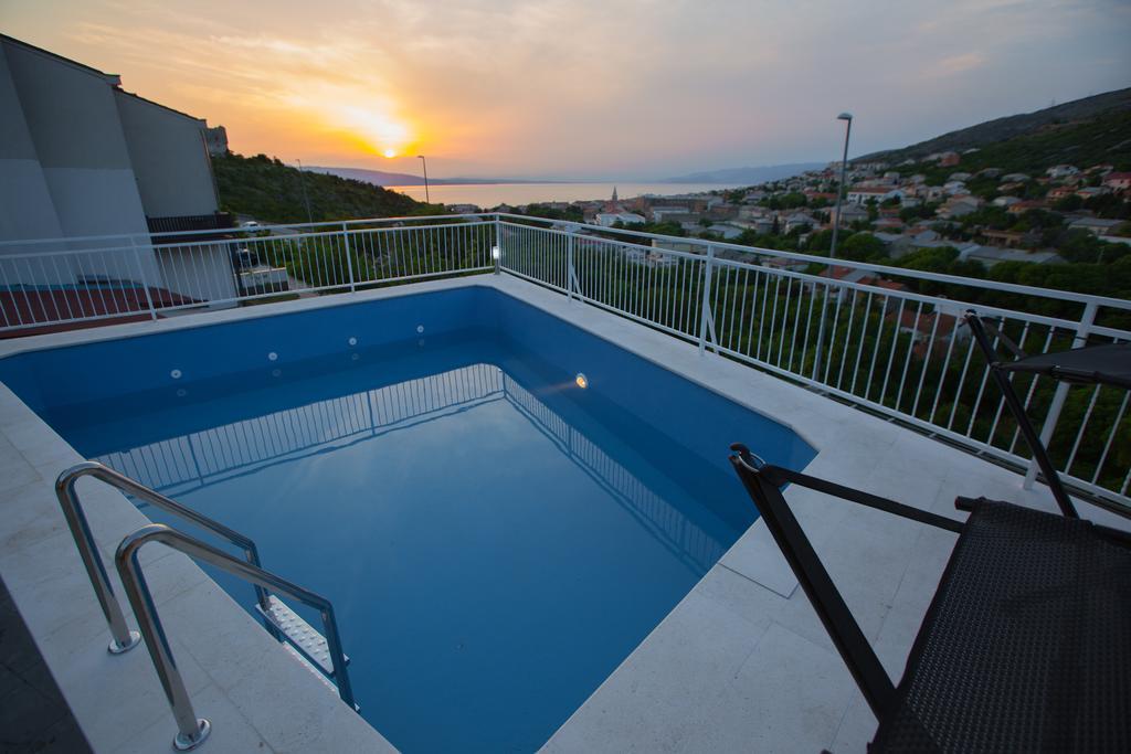 Apartments Zora Senj  Luaran gambar